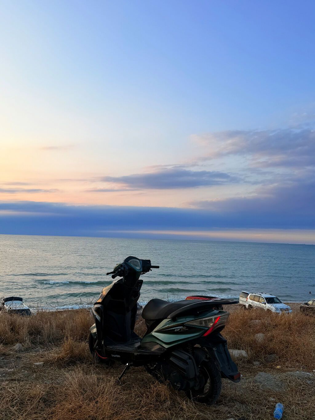 Salam bütün sənədləri qaydasındadı ağ nömrəsi var.125 kubdu.Texniki — Motosikletlər, Bakı
