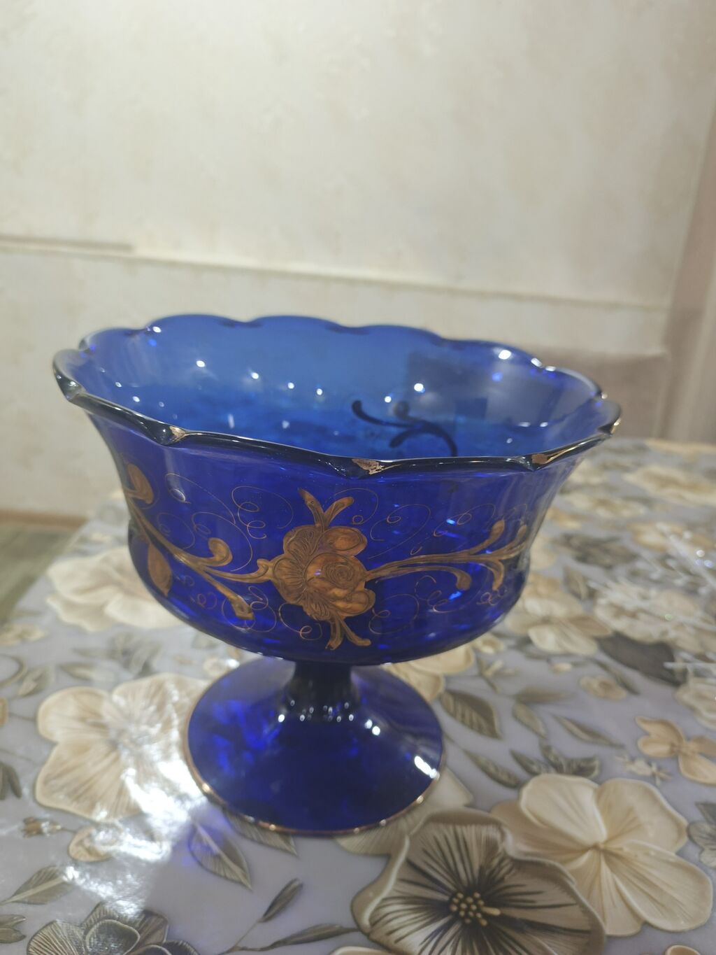Kobalt-mavi şüşədən ayaqlı meyvə qabı,(çexiya) - Material: qalın — Mallar, Xırdalan (4)
