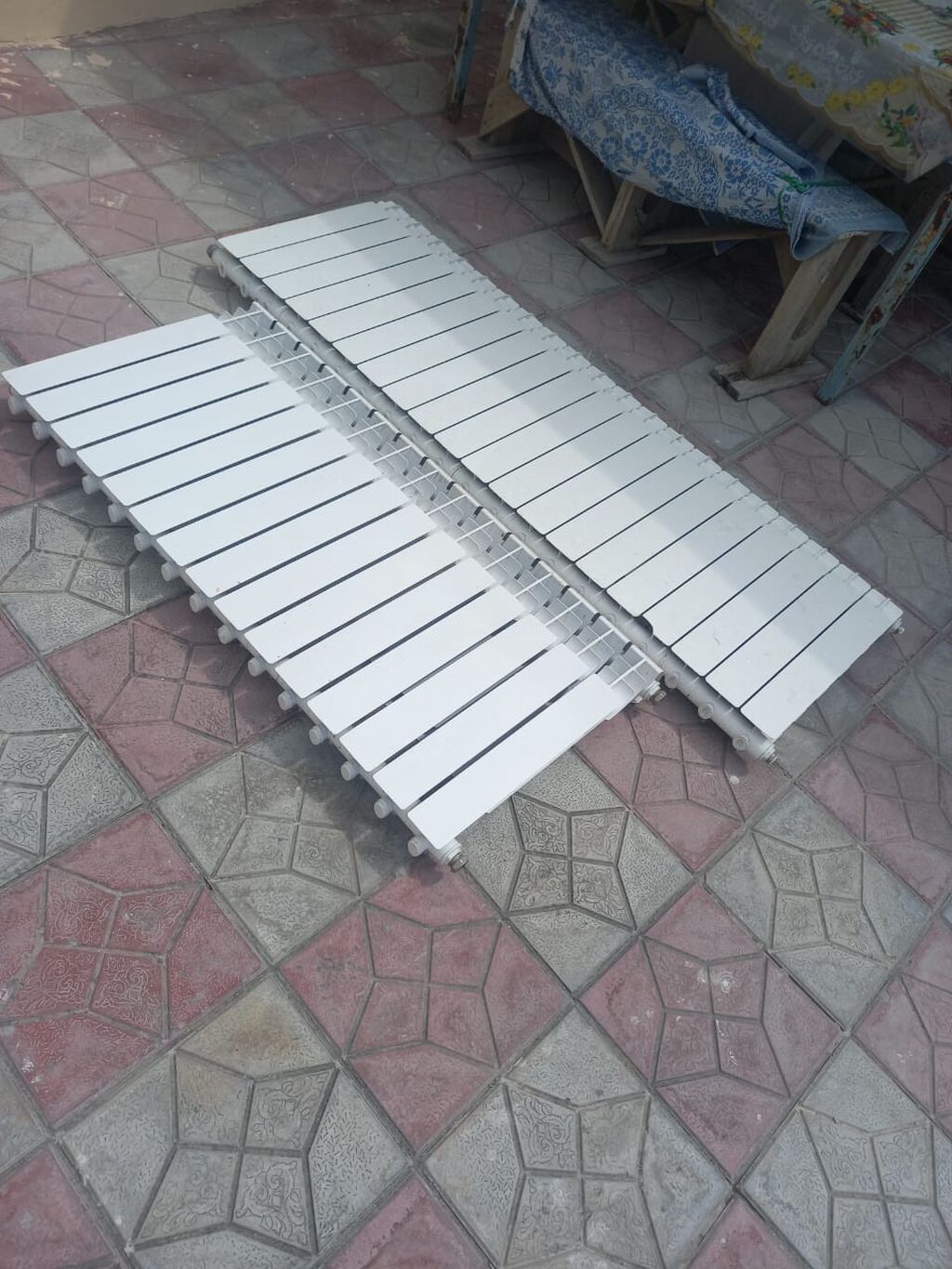 Radiatorlar satilir .15 seksiya birdir 20 də bir .Alman — Radiatorlar, Saray (2)