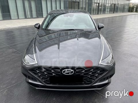 Hyundai Sonata: 1.6 l | 2021 il Sedan