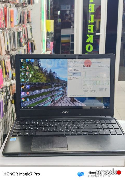 Acer E-1