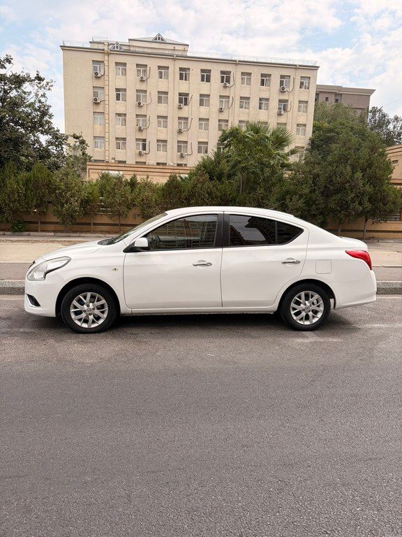 Nissan Sunny, 1.5 L, 2015 il, 226 800 km — Avtomobillər, Bakı (9)