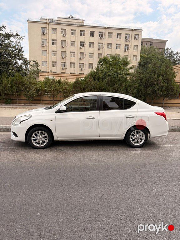 Nissan Sunny, 1.5 L, 2015 il, 226 800 km — Avtomobillər, Bakı (9)