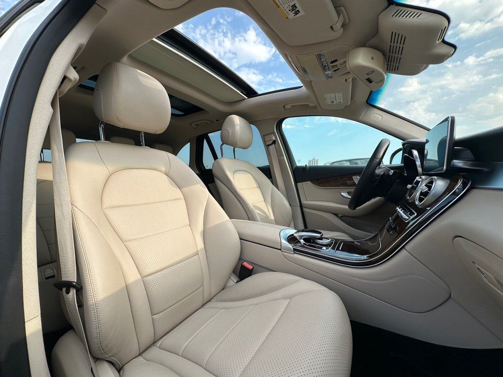 Mercedes GLC 300 4MATIC Coupe, 2.0 L, 2017 il, 131 000 km — Avtomobillər, Bakı (11)