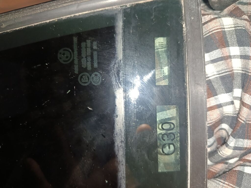 BMW G30 arxa yan kiçik pəncərə şüşəsi (triangular “quarter glass”) - — Ehtiyat hissələri, Digah (2)