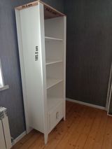 Şkaf 60 azn Ofis salon + kitab refi kimide istifade etmek olar. Ela — Mebel