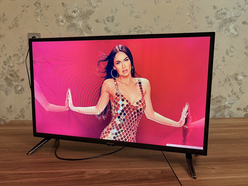 Emersun 82 Ekran Ela veziyyetde,problemsiz 82 Ekran televizor — Televizorlar, Bakı (2)