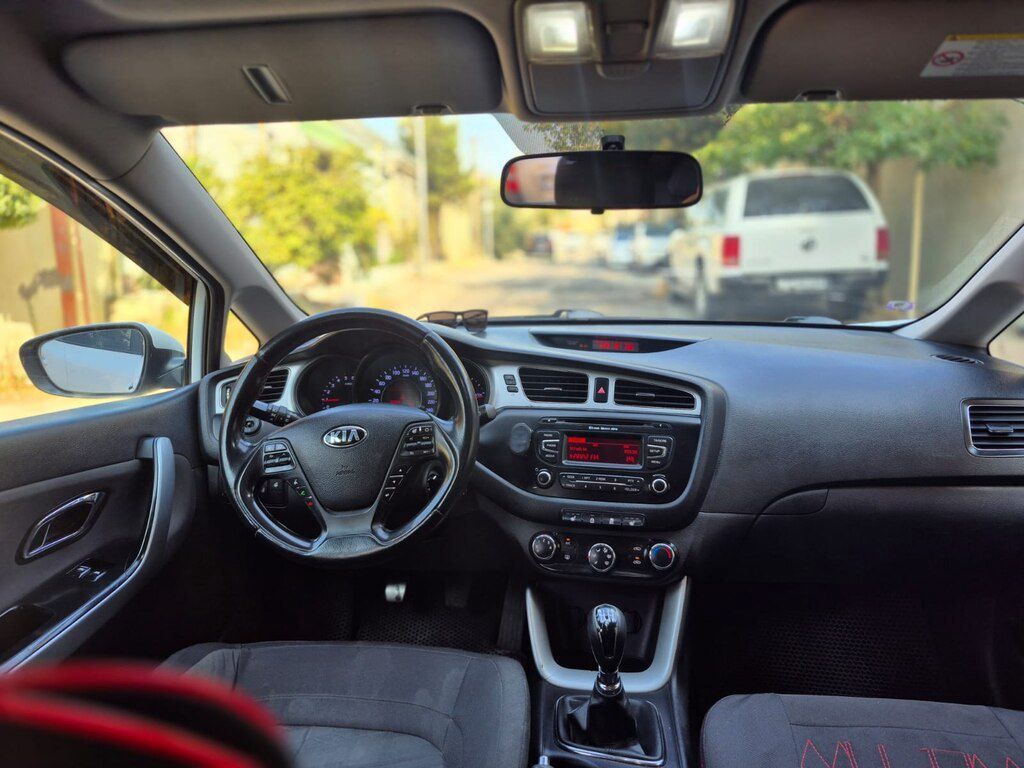 Kia Ceed SW, 1.4 L, 2012 il, 260 000 km — Avtomobillər, Bakı (6)