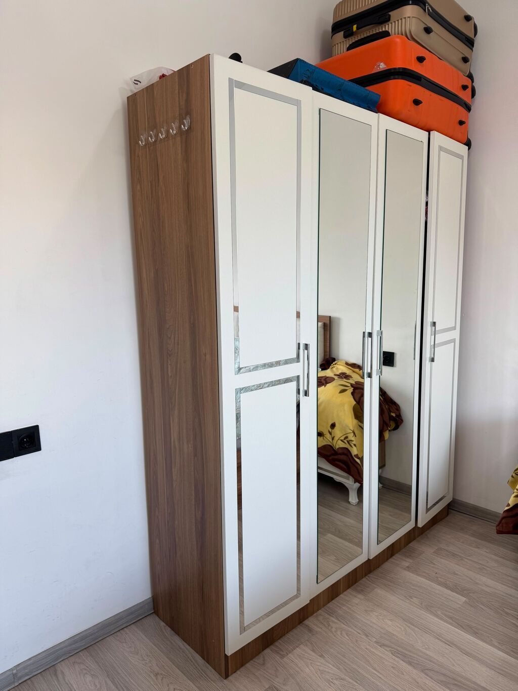 3 ay işlədilib. 650 manata satılır . Matras və əlavə döşək üstündə — Mebel, Bakı (9)