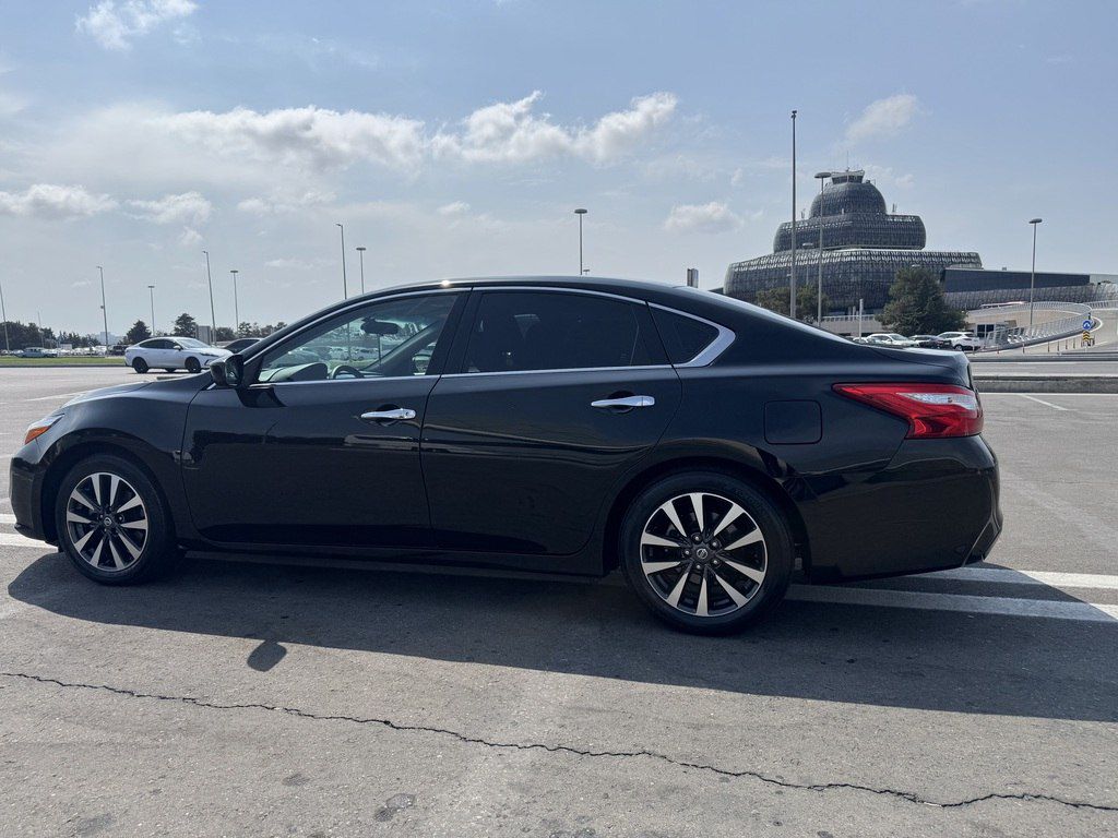 Nissan Altima, 2.5 L, 2017 il, 177 670 km — Avtomobillər, Bakı (5)