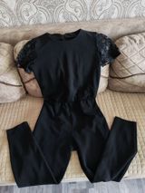 Qara qadın kostyumu - dantel qollar — Women's clothing