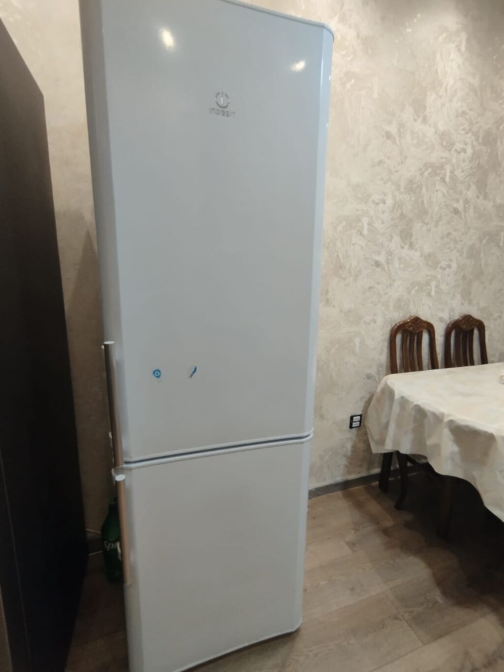 Soyuducu satilir 230 azn prablemi yoxdu evdən satis unvan yasamal — Soyuducular, Digah