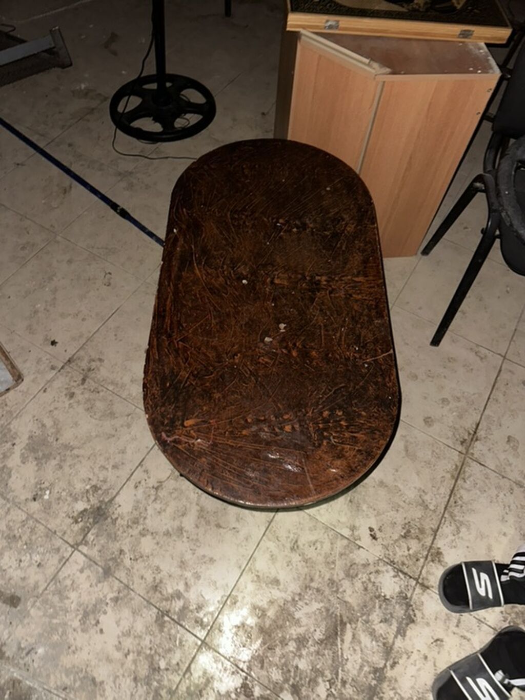 Oval formalı aşağı masa - Material: ağac (taxta üst səth) - Forma — Mebel, Xırdalan (2)
