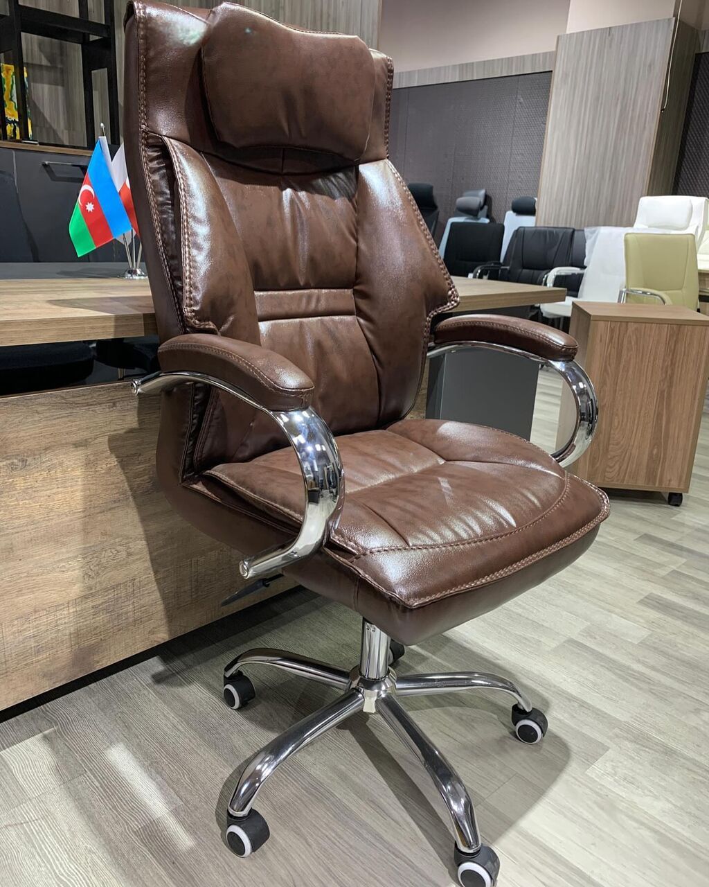 Yeni, Təkərli, Qolları tənzimlənir — Ofis mebeli, Bakı (9)