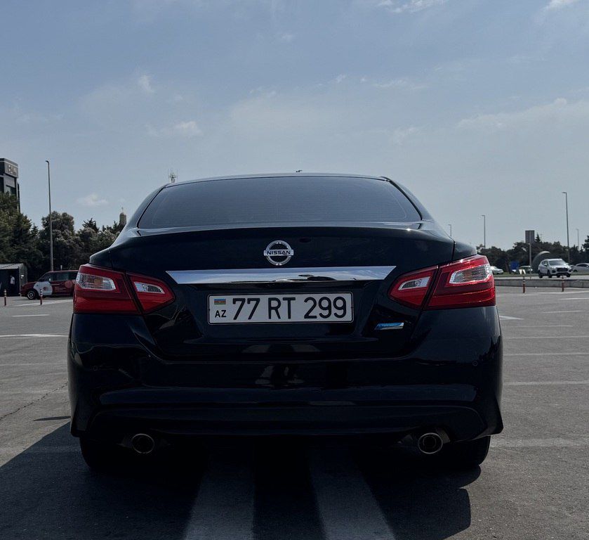 Nissan Altima, 2.5 L, 2017 il, 177 670 km — Avtomobillər, Bakı (4)