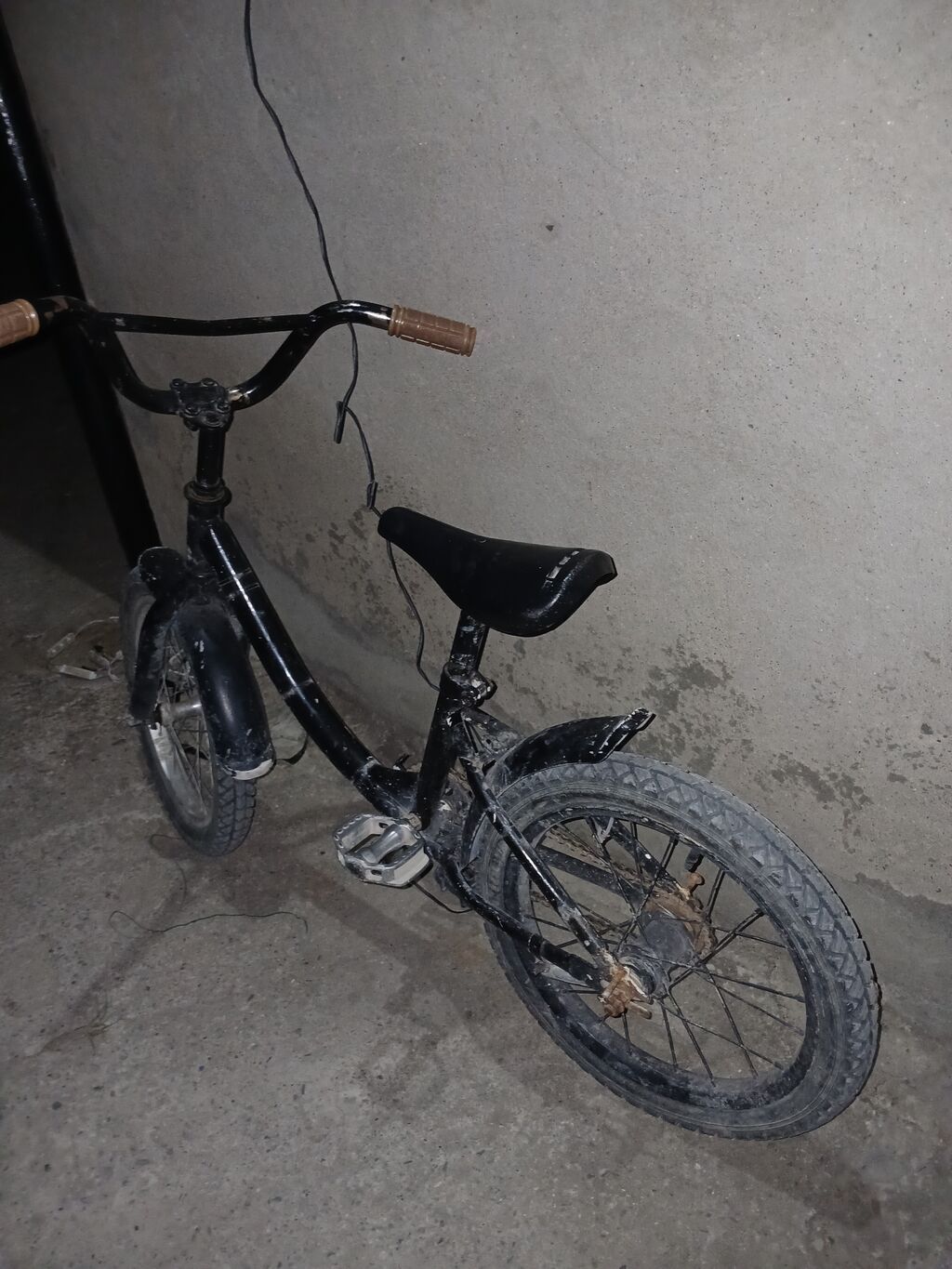 Uşaq velosipedi – kiçik ölçülü, 16" ətrafı təkərlər - Rəng: qara - — Uşaq velosipedləri, Xaçmaz (2)