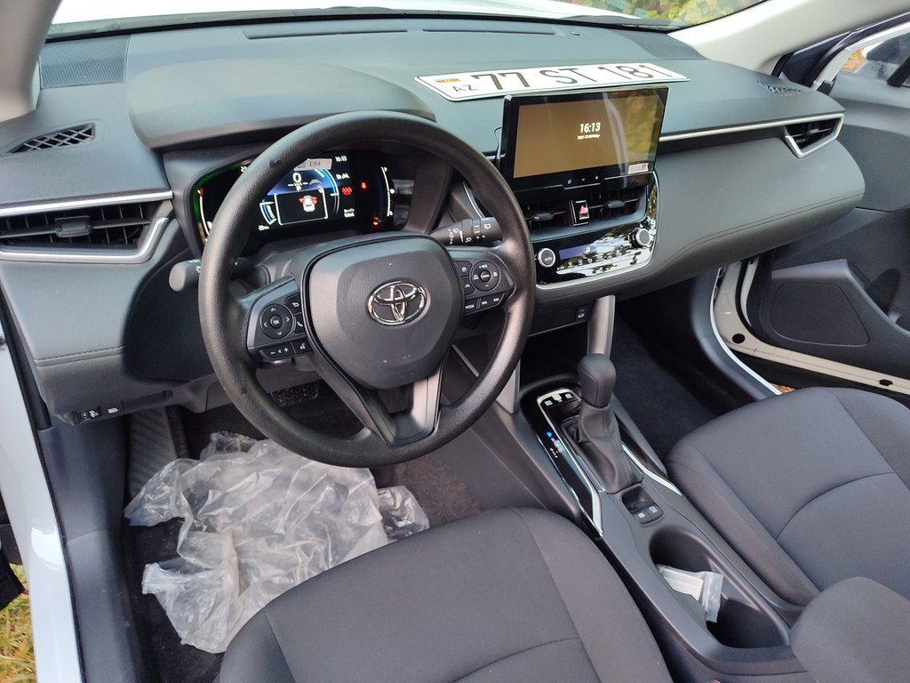 Toyota Corolla Cross, 2.0 L, 1.31 kWh, 2025 il, yeni — Avtomobillər, Bakı (11)
