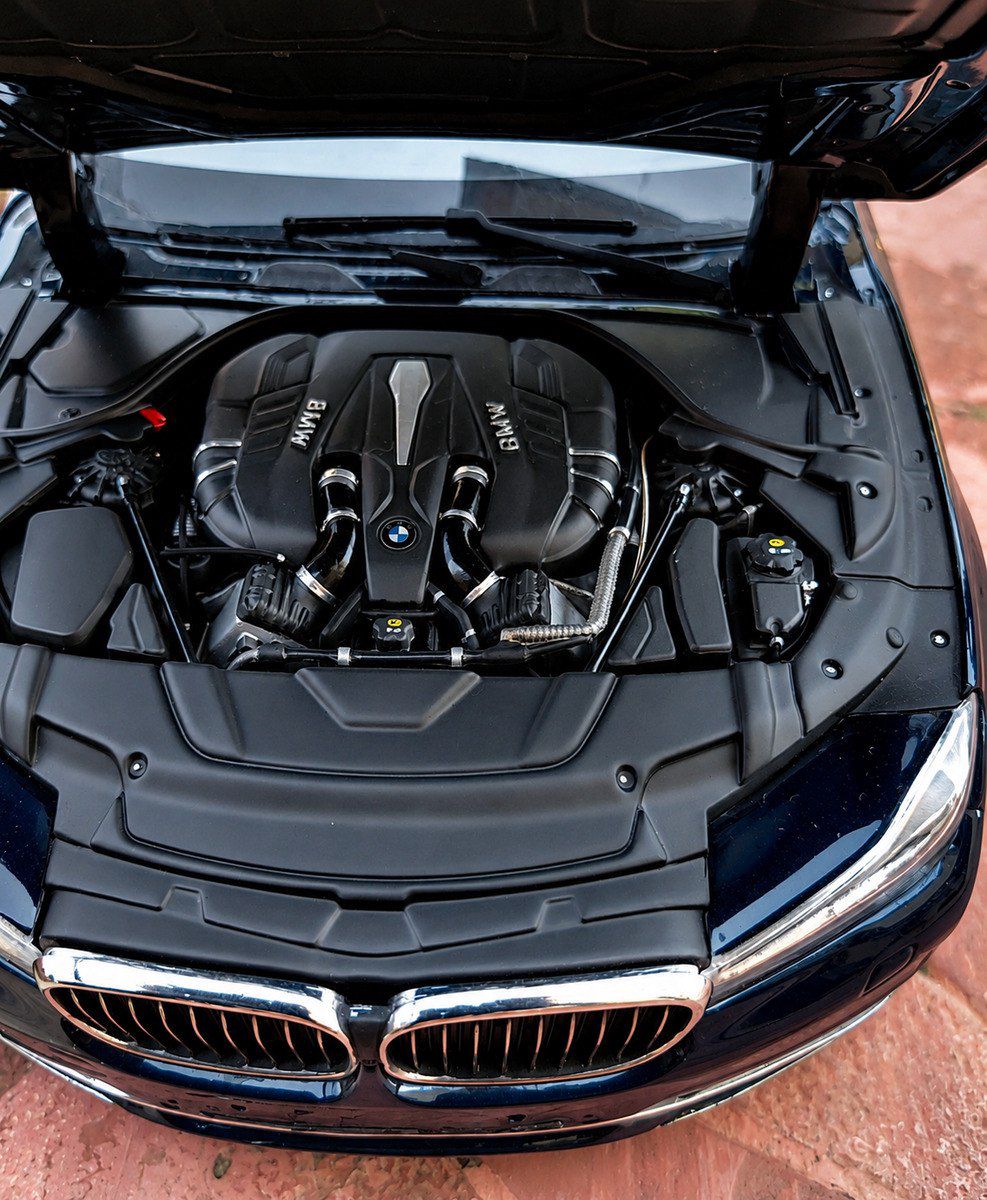 BMW 7 series 750li G12 — Kolleksiyalar, Bakı (8)