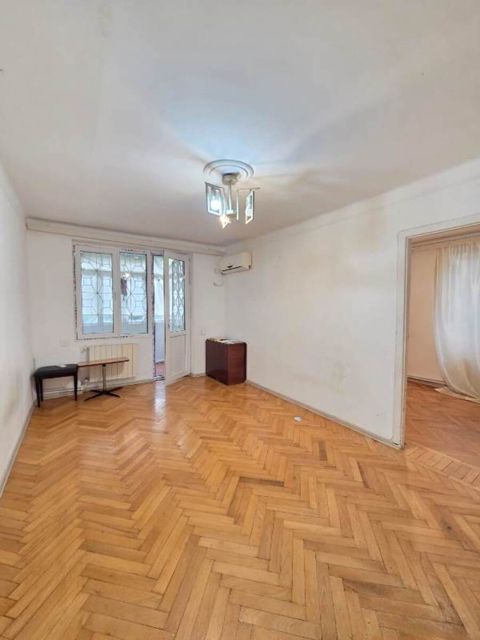 2-otaqlı mənzil, Zahid Xəlilov küç., 48 m² — Bakı