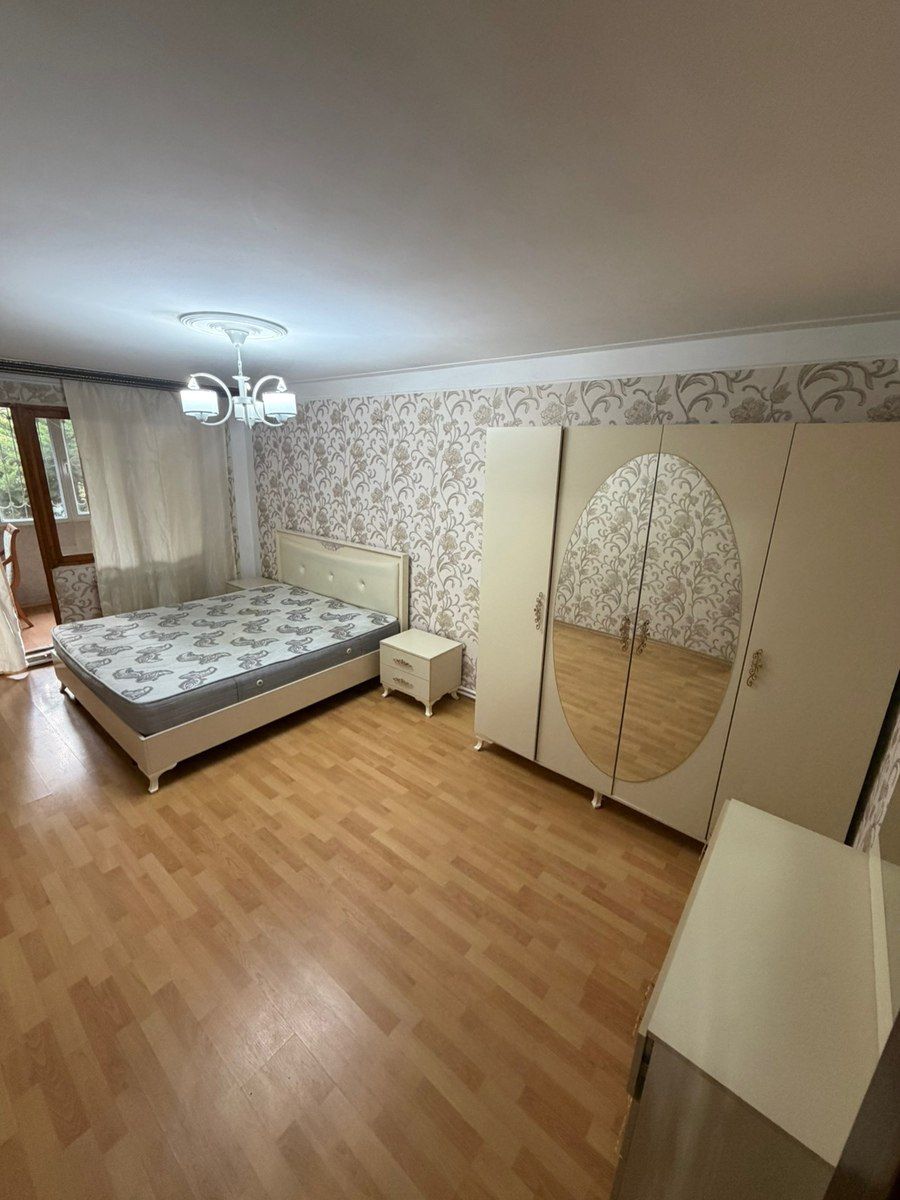 4-otaqlı mənzil kirayə verilir, Xalqlar m., 130 m² — Mənzil, Bakı (8)