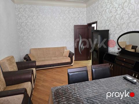 2-otaqlı mənzil kirayə verilir, N.Nərimanov r., 70 m²