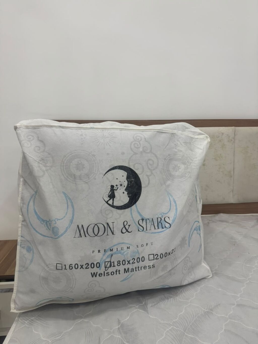 3 ay işlədilib. 650 manata satılır . Matras və əlavə döşək üstündə — Mebel, Bakı (6)