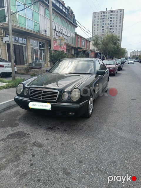 Mercedes E 240, 2.4 L, 1998 il, 300 000 km — Bakı