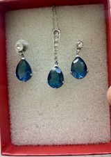 Original Swarovski dest Zərgərlik dəsti – kolye və sırğalar - Dəst — Goods