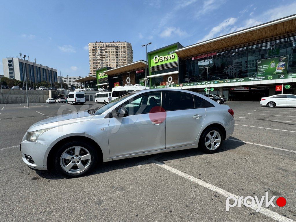 Chevrolet Cruze, 1.8 L, 2010 il, 280 000 km — Avtomobillər, Bakı (4)