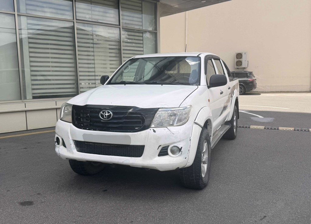 Toyota Hilux, 2013 il, 243231 km — Avtomobillər