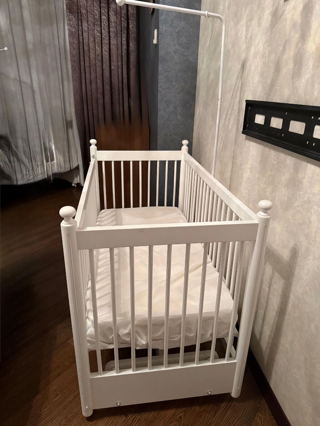 Oğlan və qız üçün, İşlənmiş, Çarpayı, Bazasız, Matras ilə, Siyirməsiz — Mebel, Bakı (2)