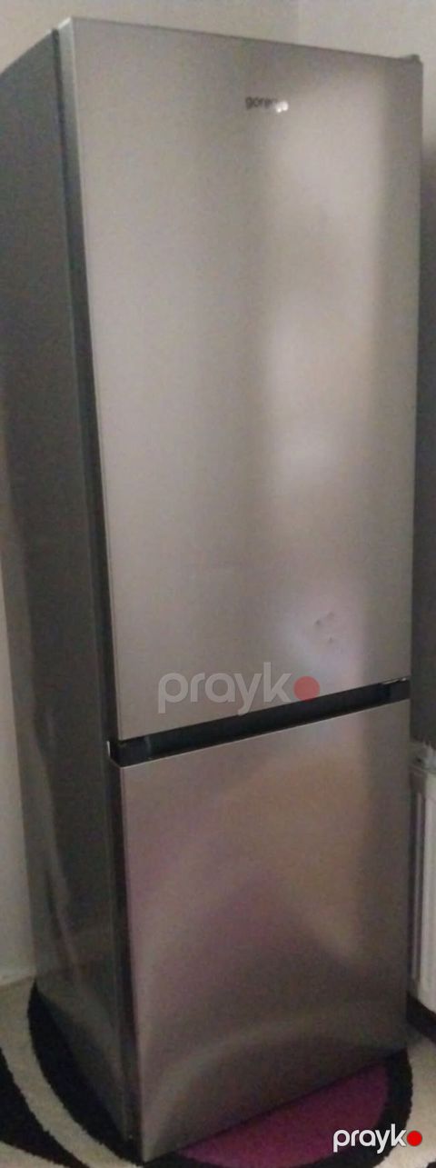 Soyuducu yaxşı vəziyyətdədir heç bir prablemi yoxdur 8 ay isdfade