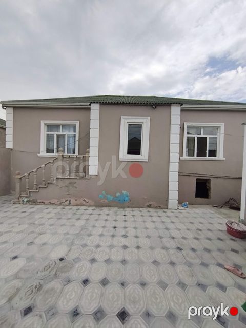 4 otaqlı, 104 kv. m, Kredit yoxdur, Orta təmir