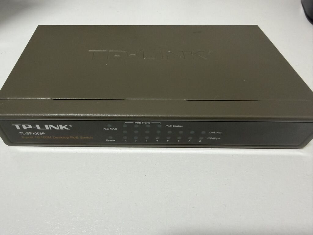 TP-Link TL-SF1008P – 8 portlu 10/100M Desktop PoE Switch Məhsul — Elektronika, Bakı (2)