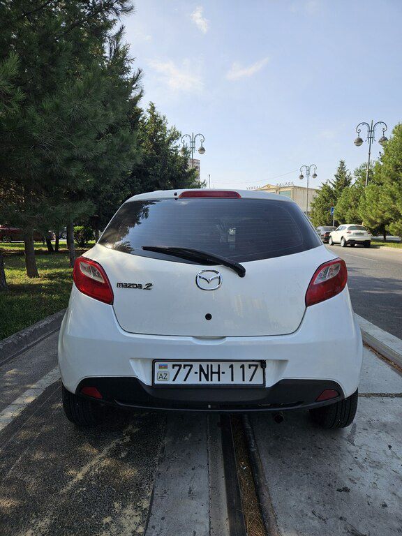 Mazda 2, 1.5 L, 2012 il, 230 000 km — Avtomobillər, Bakı (4)