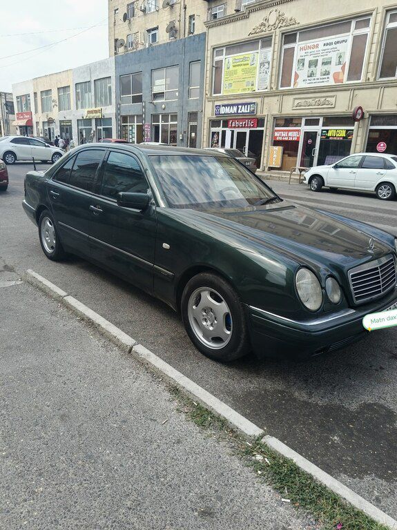 Mercedes E 240, 2.4 L, 1998 il, 300 000 km — Avtomobillər, Bakı (6)