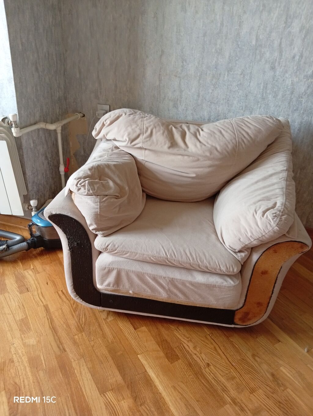 Bej rəngli yumşaq mebel dəsti - Tərkib: 3 nəfərlik divan + geniş 2 — Mebel, Bakı (2)