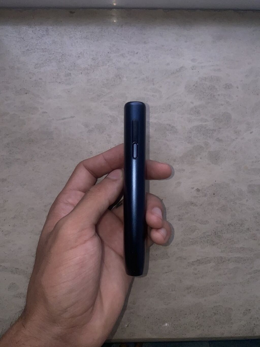 IQOS cihazı, tünd göy rəngdə korpusla təqdim olunur. Kompakt və zərif — Gözəllik və sağlamlıq, Bakı (2)