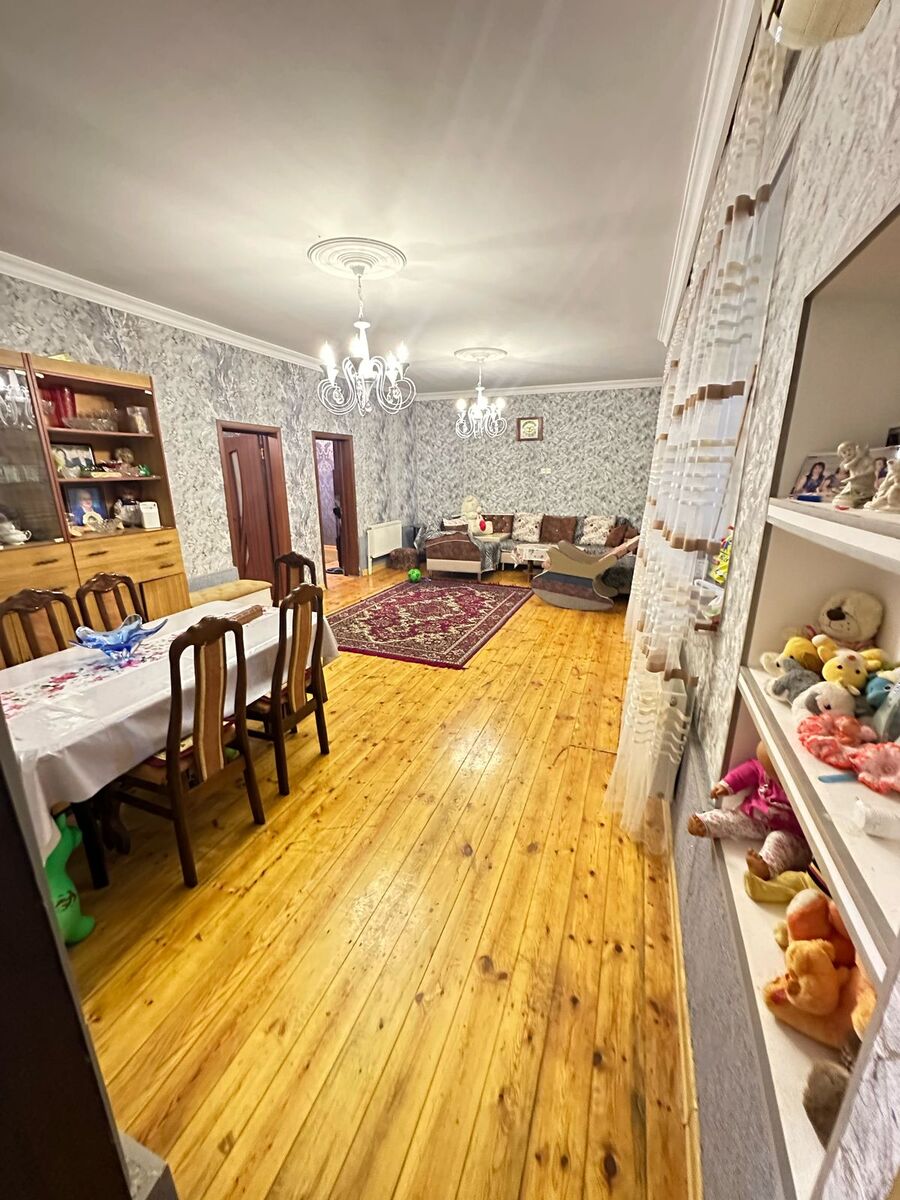 Həyət evi, Qaraçuxur qəs. — Ev, villa, Bakı (10)