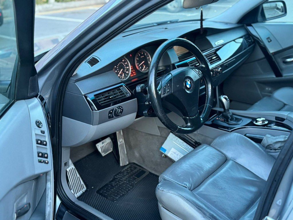 BMW 530, 3.0 L, 2005 il, 297 531 km — Avtomobillər, Bakı (12)