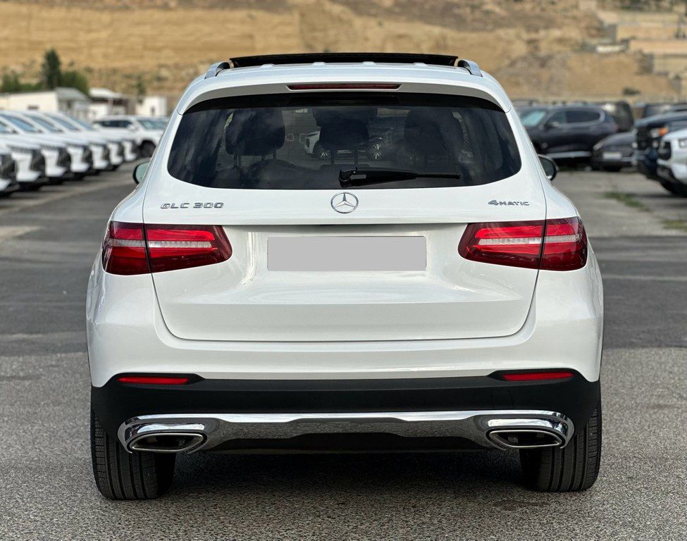 Mercedes GLC 300 4MATIC Coupe, 2.0 L, 2017 il, 131 000 km — Avtomobillər, Bakı (4)
