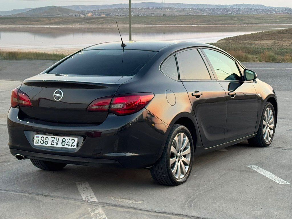 Opel Astra, 1.4 L, 2014 il, 155 600 km — Avtomobillər, Bakı (6)