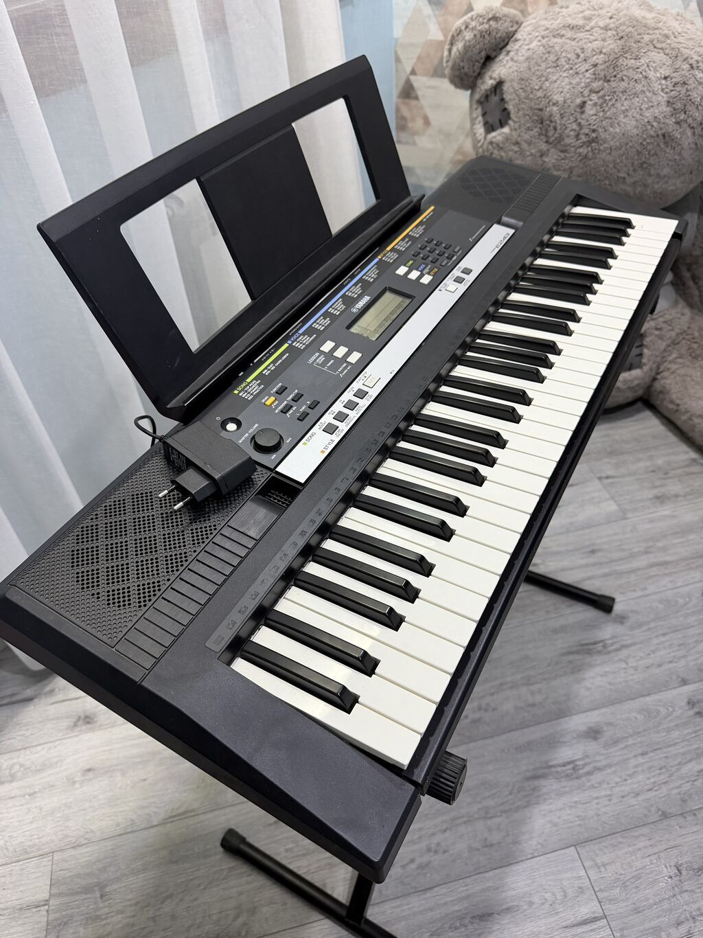 Sintezator, Yamaha, İşlənmiş, Ünvandan götürmə — Mallar, Bakı (3)