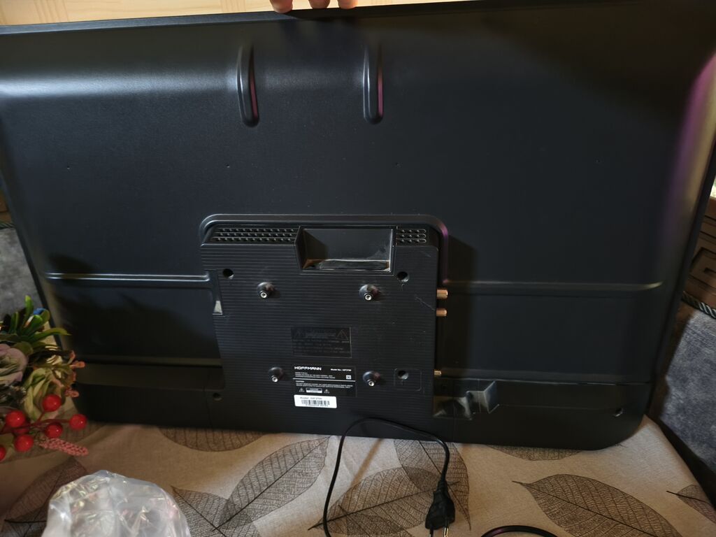 İşlənmiş Televizor Hoffmann LCD 32" FHD (1920x1080), Ödənişli çatdırılma — Televizorlar, Xırdalan (2)