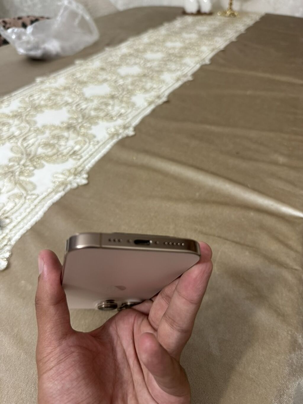 IPhone 16 Pro, 128 GB, Desert Titanium, Zəmanət, Simsiz şarj, Face ID — Apple iPhone, Bakı (4)