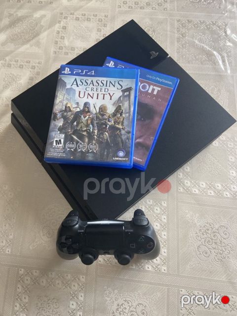PlayStation 4 (PS4) oyun konsolu paketi Əla vəziyyətdə, ustada