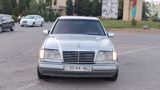 Mercedes E 200, 2.0 L, 1993 il, 249 328 km — Автомобили
