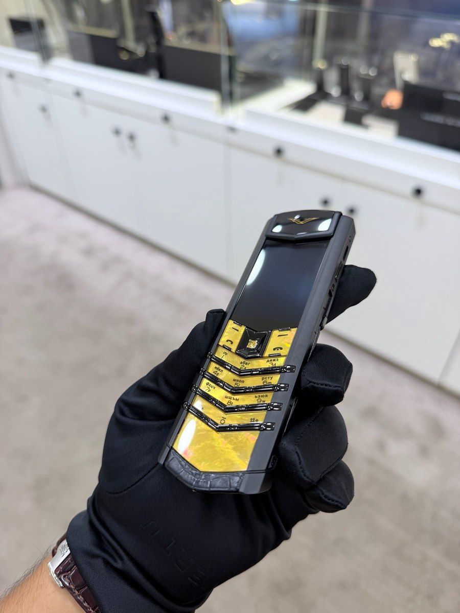 Vertu Signature S Design Sapphire Yellow Gold Black Alligator 4GB — Smartfonlar, Bakı (4)