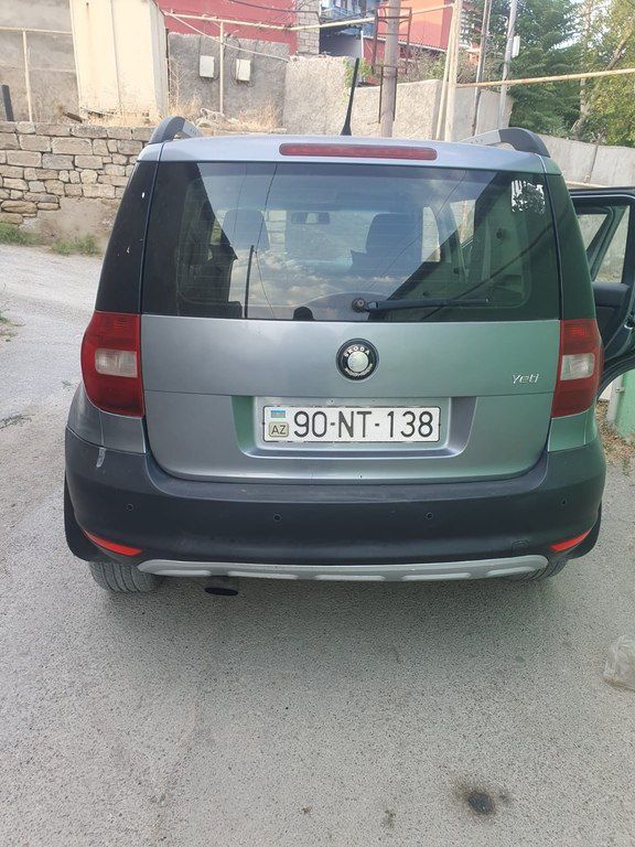 Skoda Yeti, 1.8 L, 2012 il, 291 225 km — Avtomobillər, Bakı (2)