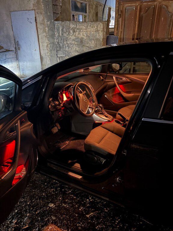 Opel Astra, 1.6 L, 2012 il, 138 000 km — Avtomobillər, Bakı (2)